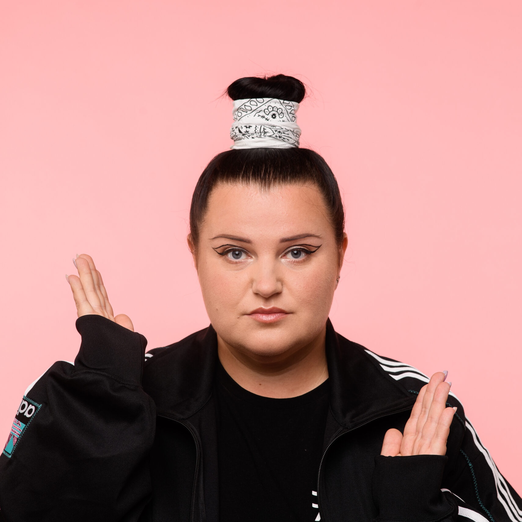 ALYONA ALYONA